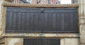 Oldham War Memorial – Plaques